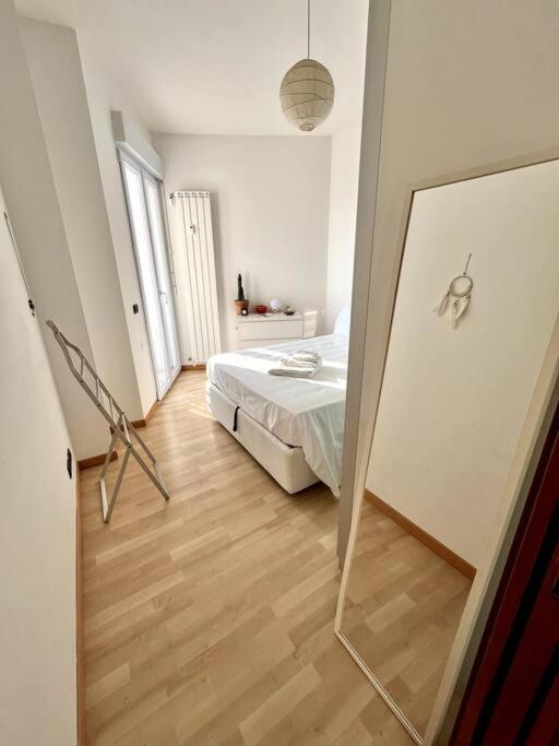 Casa Solymar Lejlighed Vallecrosia Eksteriør billede