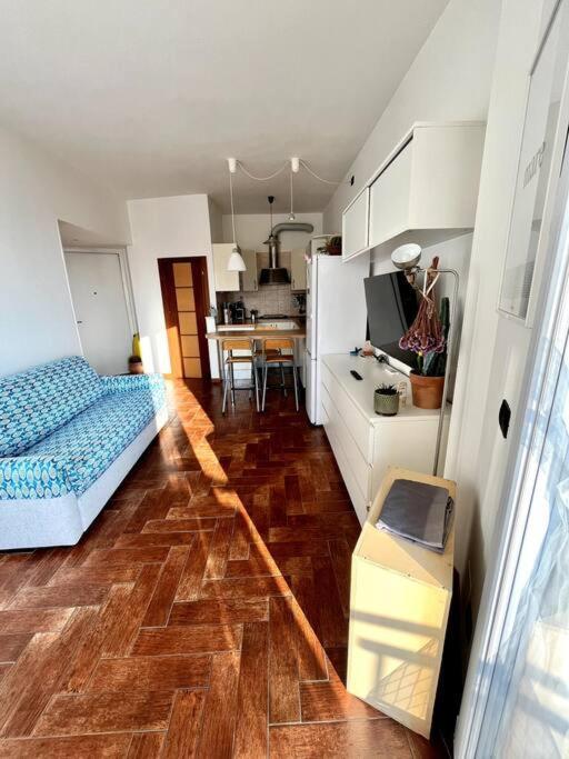 Casa Solymar Lejlighed Vallecrosia Eksteriør billede